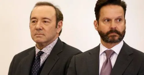 Kevin Spacey queda en libertad tras ser inculpado de abuso sexual