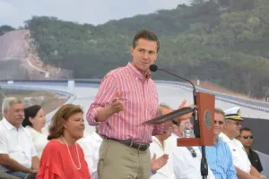 Gobierno federal trabaja a favor de mamás mexicanas, afirma Peña Nieto
