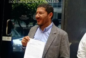 Denuncia Morena ante PGR a secretaria Sedesol por reparto de televisiones