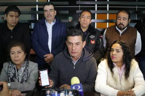 VIDEO: Consejeros del PRD desconocen a Vladimir Luna como dirigente en Puebla