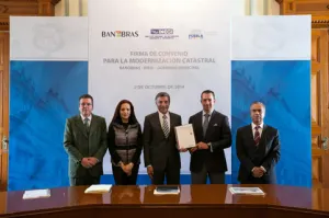 Ayuntamiento y Banobras firman convenio para modernización catastral