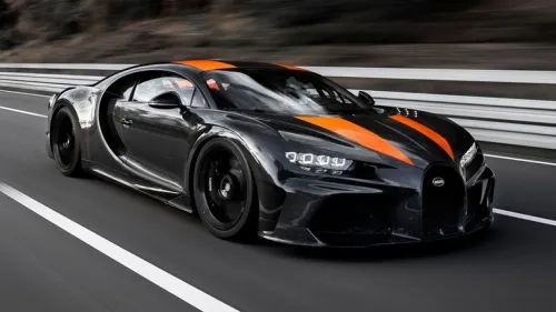 Bugatti rompe récord mundial de velocidad a 490 kph