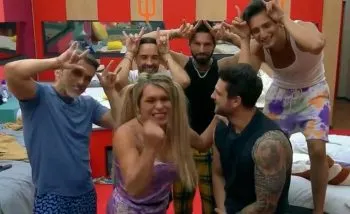 Como si te abrazaran Wendy o Poncho de Nigris, ¡duerme con tu cobija de La Casa de los Famosos!