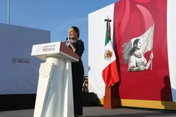 En Veracruz, Sheinbaum destaca recuperación de toda la industria petroquímica de Pemex