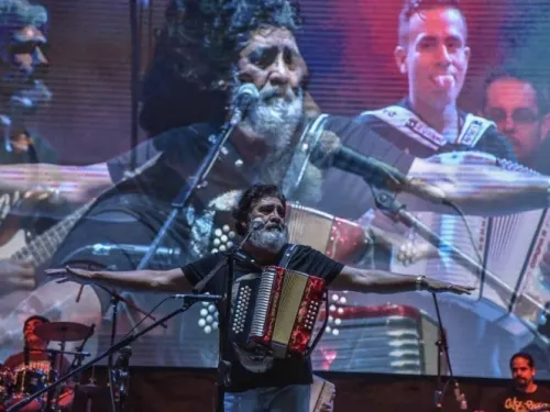 Familia de Celso Piña molesta por video que circula en redes