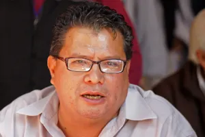 Activista acusa a Doger de orquestar campaña negra en su contra