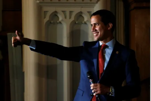 Guaidó convoca a movilización contra dictaduras
