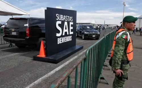 Empresario adquiere en subasta la “bestia mexicana” y ofrece prestarla a AMLO