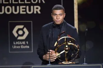 Kylian Mbappé confirma su permanencia en el Paris Saint-Germain