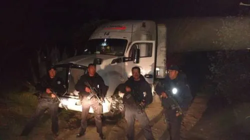 PF recuperó en enfrentamiento cargamento de azúcar por 2 millones de pesos en Serdán