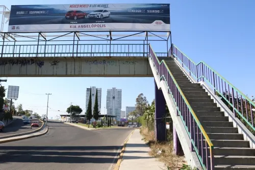 Cinco puentes peatonales retirarán este año