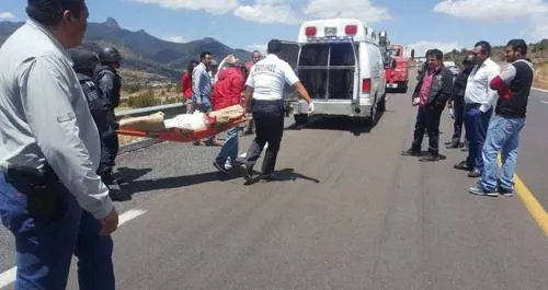 En accidente automovilístico, fallece edil auxiliar de Zacatlán