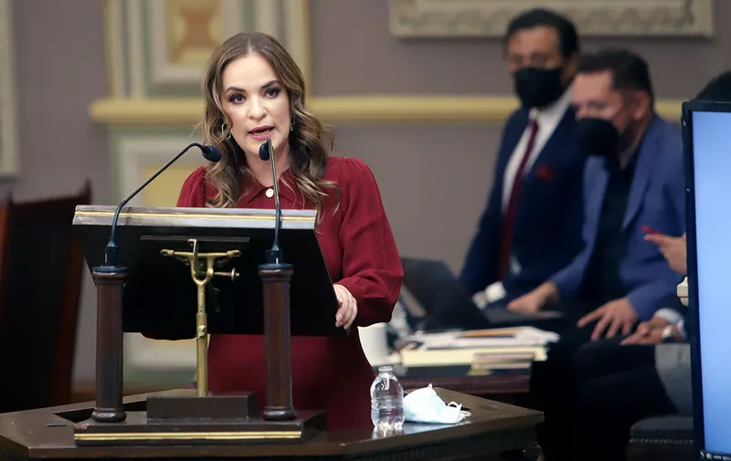 Elsa Bracamonte y sus falsas aspiraciones