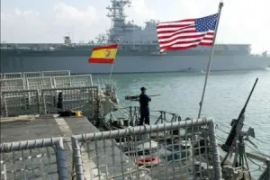 Cede España base militar en su territorio a EEUU