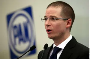 Anaya no viola estatutos pero por ética debe renunciar: Montiel Solana