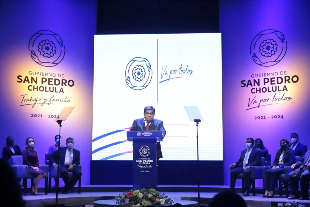 “Es momento de unir fuerzas todos los que estamos comprometidos con Puebla”: MBH