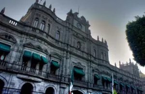 Casi listo el elevador de Palacio Municipal