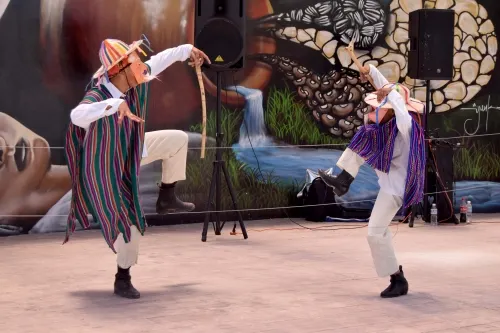 Inician festejos patrios en San Sebastián de Aparicio con jornada cultural