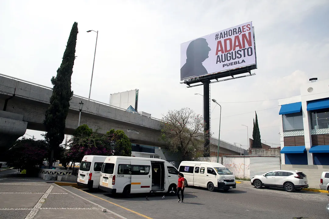Anuncio Panoramico Adan Augusto Lopez Hernandez