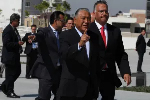 Los Poblanos que Ganaron / los Poblanos que Perdieron (Viacrucis Electoral Fuera de Puebla)