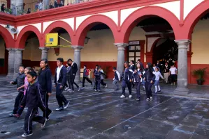 Presentan plan de prevención de lluvias en escuelas