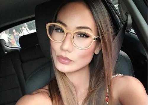 Por esta modelo colombiana Maluma habría ”bateado” a Eiza González