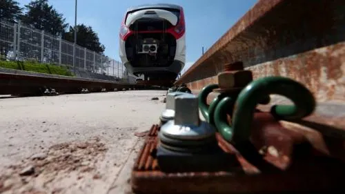 Sobrecosto del tren interurbano México-Toluca llega al 80%: SCT