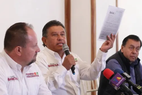 Formalizan denuncia por guerra sucia pagada por gobierno de Jalisco para apoyar a Cárdenas
