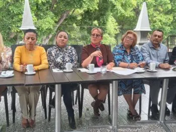 Libertad Aguirre levanta la mano para competir por alcaldía poblana