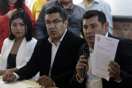 Acusa Armenta que persecución en su contra es resultado de amasiato entre PRI y RMV