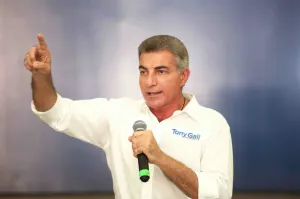Buscará Tony Gali más recursos económicos para Puebla