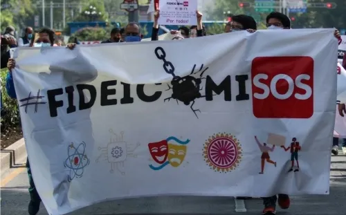Senado aprueba en lo general extinción de 109 fideicomisos