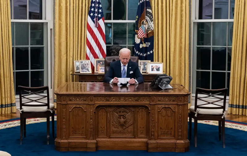 Inicia investigación para destituir a Joe Biden