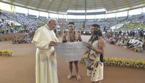 Papa denuncia la opresión de indígenas de Amazonia peruana por interés económico