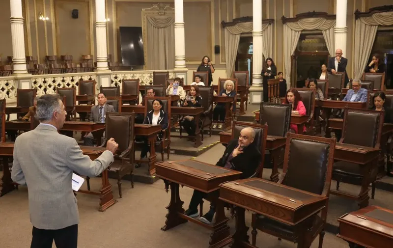 Con recorridos y exposiciones, abre sus puertas al público en general la Antigua Sede del Congreso de Puebla