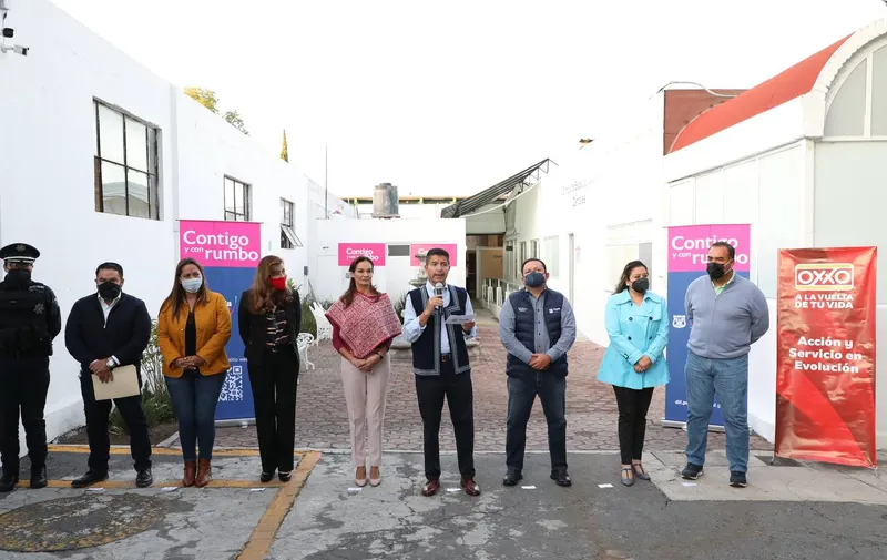 Inauguran Centro para Adultos Mayores