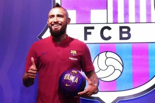 Arturo Vidal ya está en Barcelona