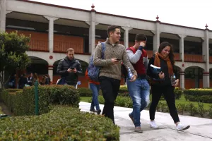 Denuncian posible homofobia en expulsión de alumnos UDLAP