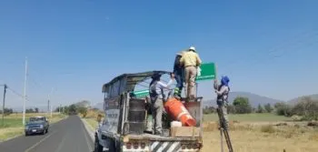 Continúa Gobierno de Puebla con la sustitución de señalética en rutas del Volcán Popocatépetl