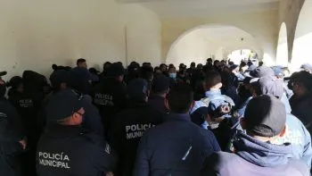 Estalla otro escándalo a alcaldesa de Huejotzingo: policías reclaman pagos