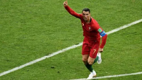 Exhibición de Cristiano Ronaldo para evitar la victoria de España