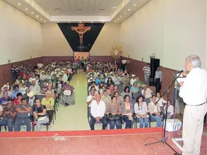 AMLO realiza mitin en capilla de Jalisco