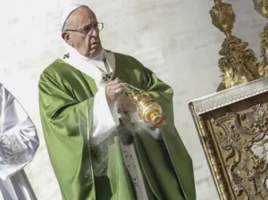 Papa apoya el ‘compromiso por la familia’ en México