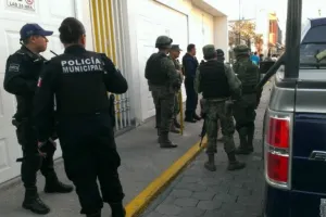 Crisis en la Policía de Tehuacán: agente se dispara en el pie