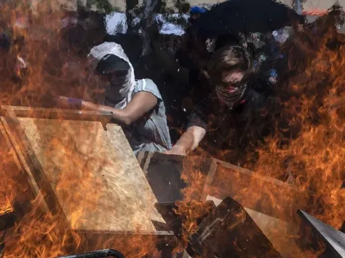 Sangre y lágrimas: Así se viven las violentas protestas en Chile