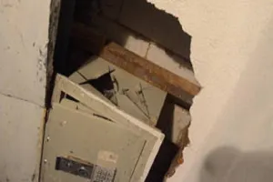 Roban caja fuerte en la federal Puebla-Tehuacán