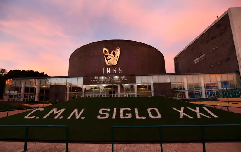 Centros Médicos Nacionales Siglo XXI