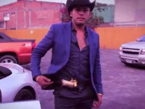 Sufre atentado y muere ‘El príncipe del corrido’ en Tláhuac