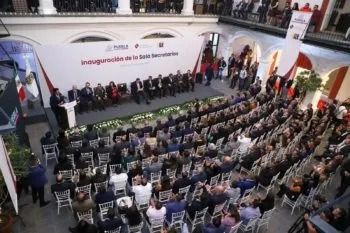 No ensalzamos a Zavala, dice Céspedes Peregrina tras inaugurar la “Sala Secretarios” en Casa Aguayo