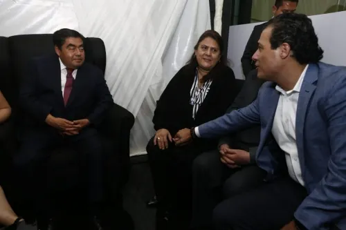 Contra Réplica llega a Puebla; inauguran oficinas